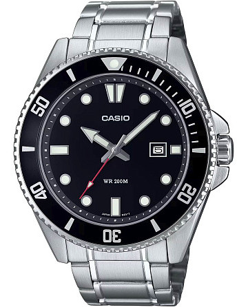 Casio Collection MDV-107D-1A1